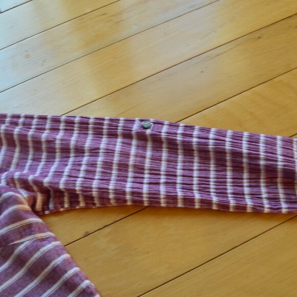 Mountain Hardwear Shirt Purple Stripes Button Up V Neck Casual Outdoor Size M - Picture 7 of 11